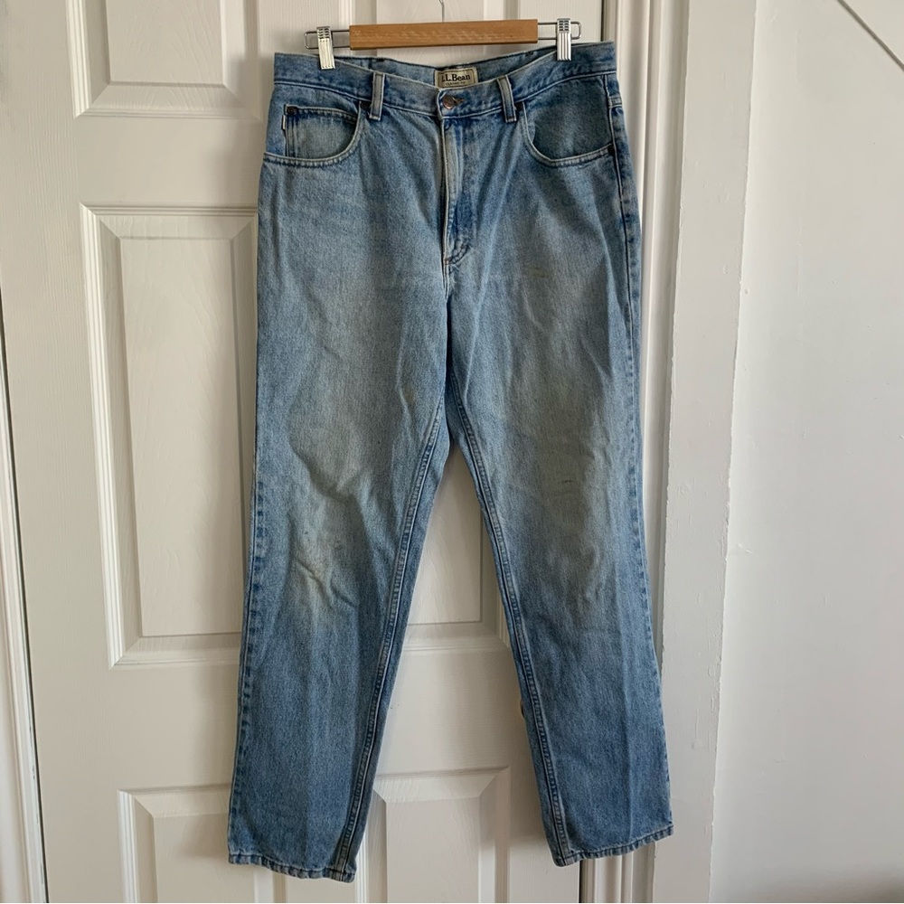 L.L. Bean Women's Straight Leg Jeans in Medium Wash Blue